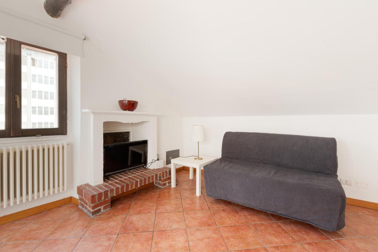 Corso Como Balcony Apartment Milan Exterior photo